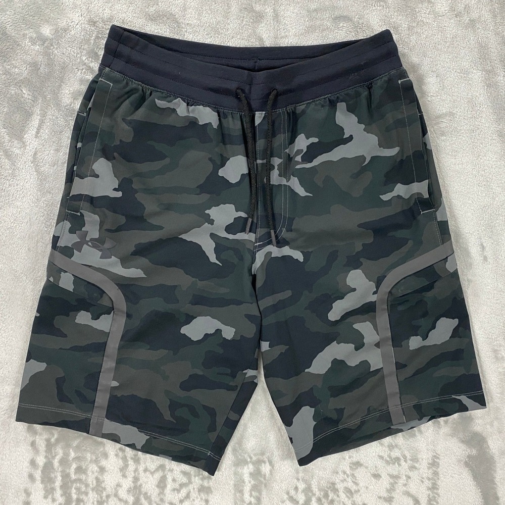 Under Armour Athletic Gym Training Cargo Shorts Men M Black Camo Active Outdoor